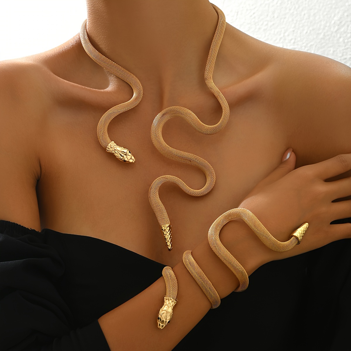 2pcs Fashionable All-Season Metal Snake Bracelet and Necklace Set